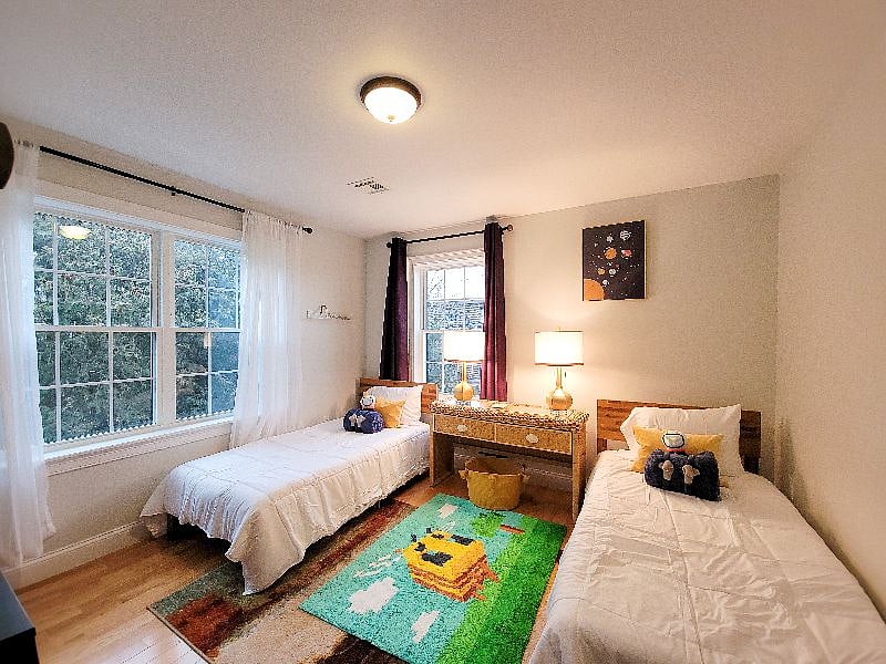 Furnished Finder property 411000_1 photo 50