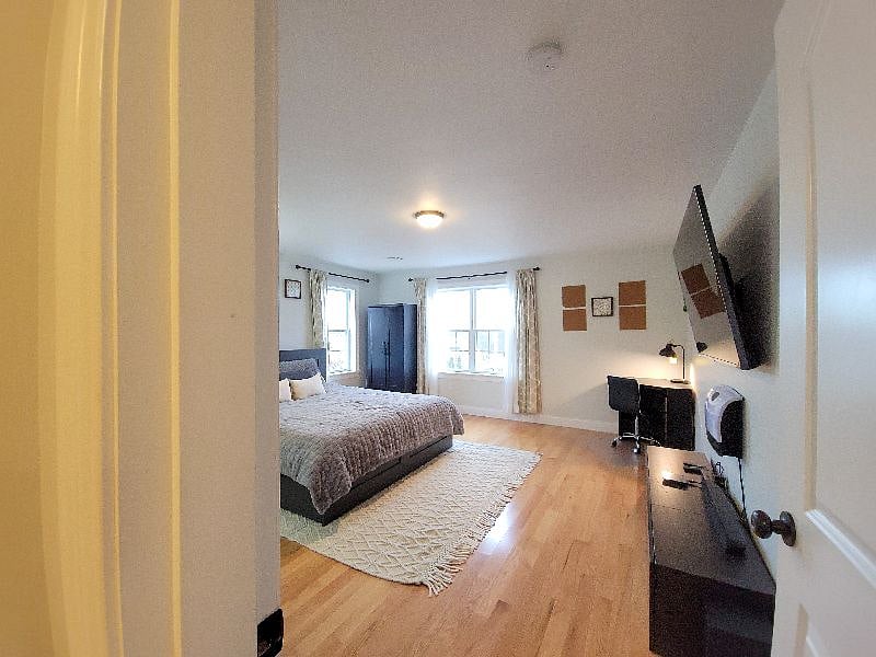Furnished Finder property 411000_1 photo 64