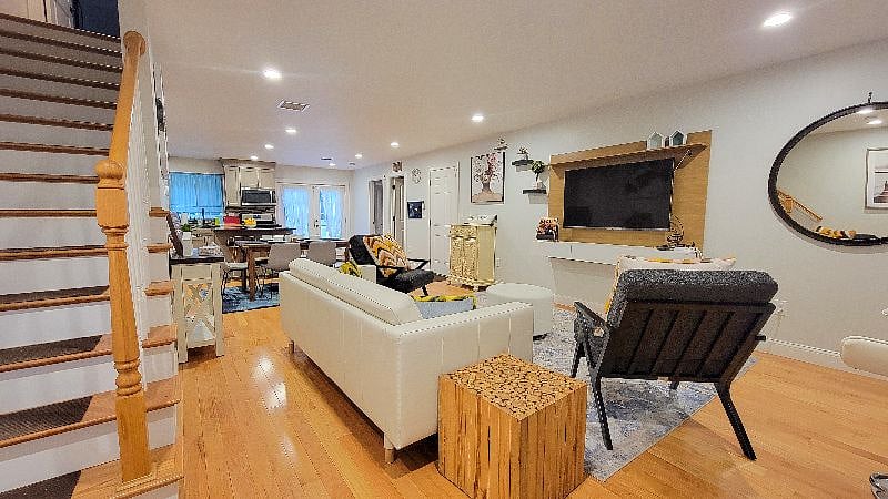 Furnished Finder property 411000_1 photo 118