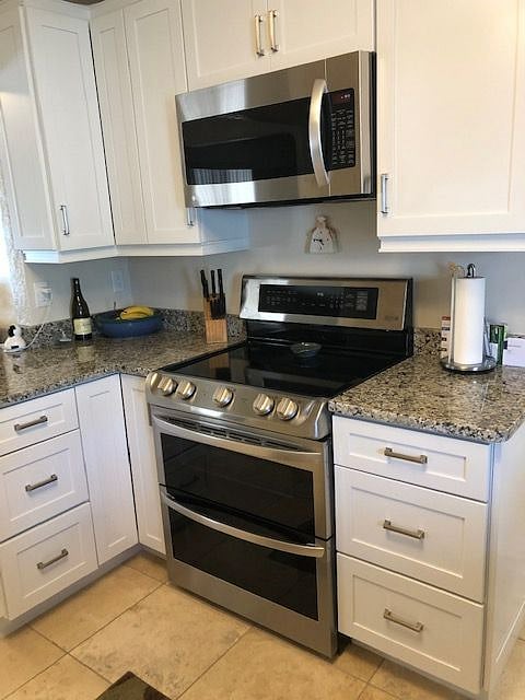 Furnished Finder property 411003_1 photo 10