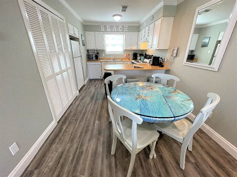 Furnished Finder property 411017_1 photo 6
