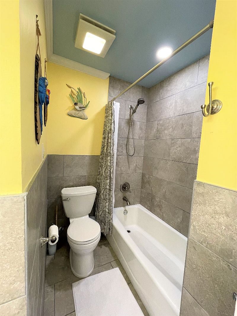 Furnished Finder property 411017_1 photo 17