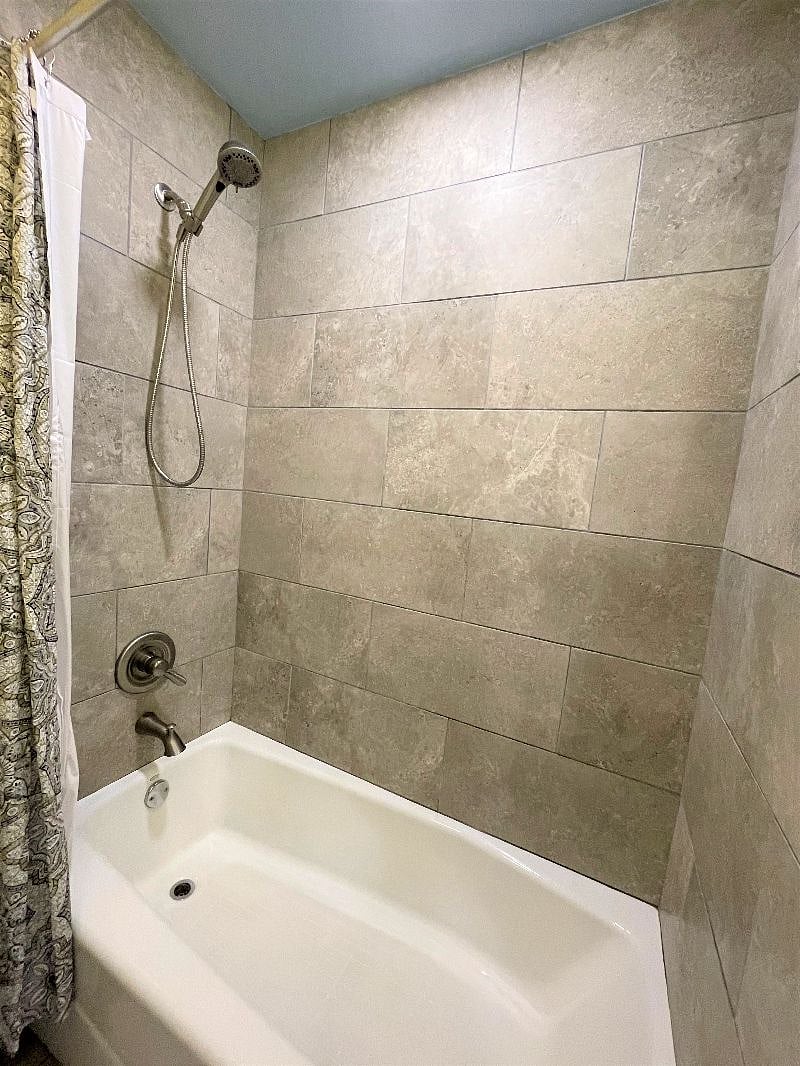 Furnished Finder property 411017_1 photo 18