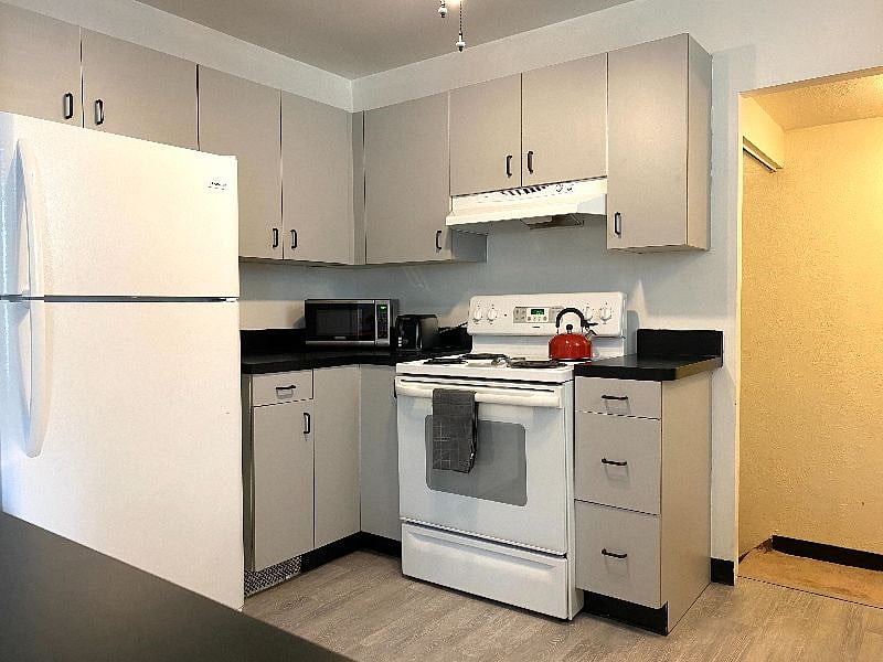 Furnished Finder property 411023_1 photo 6