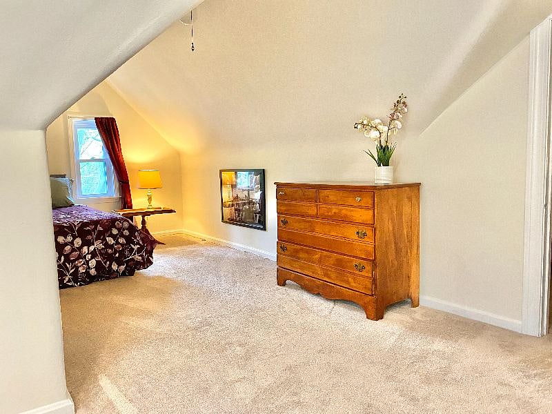 Furnished Finder property 411023_1 photo 17