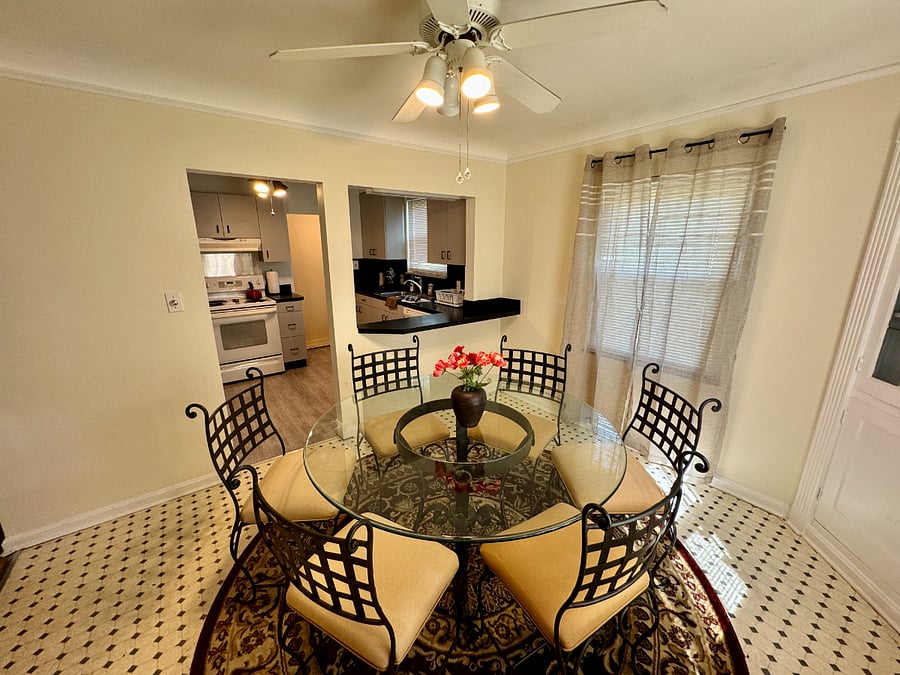 Furnished Finder property 411023_1 photo 9