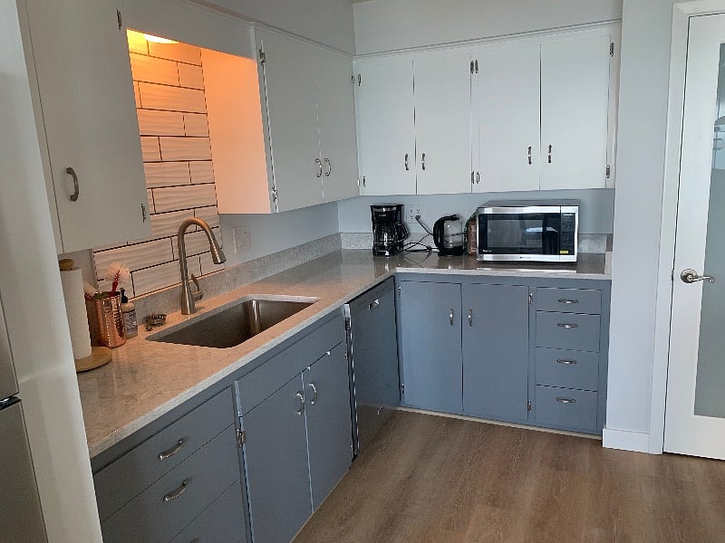 Super stocked and efficient kitchen.