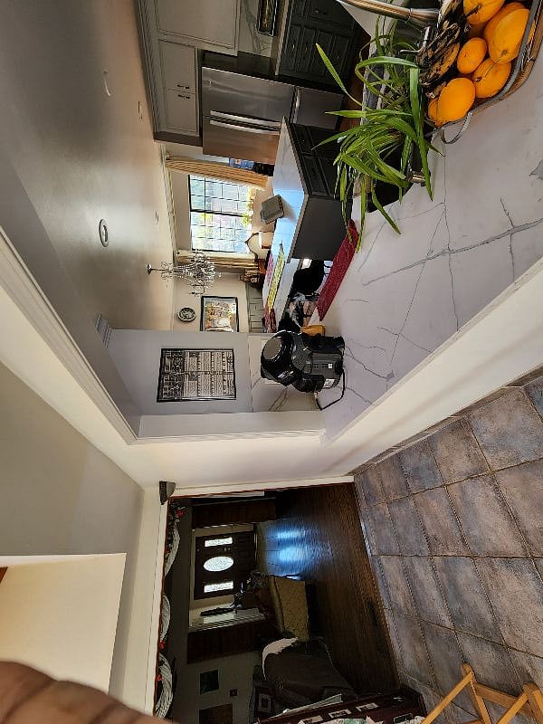 Furnished Finder property 411079_1 photo 3