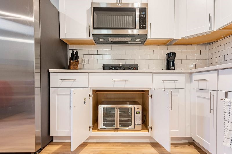 Furnished Finder property 411101_1 photo 3