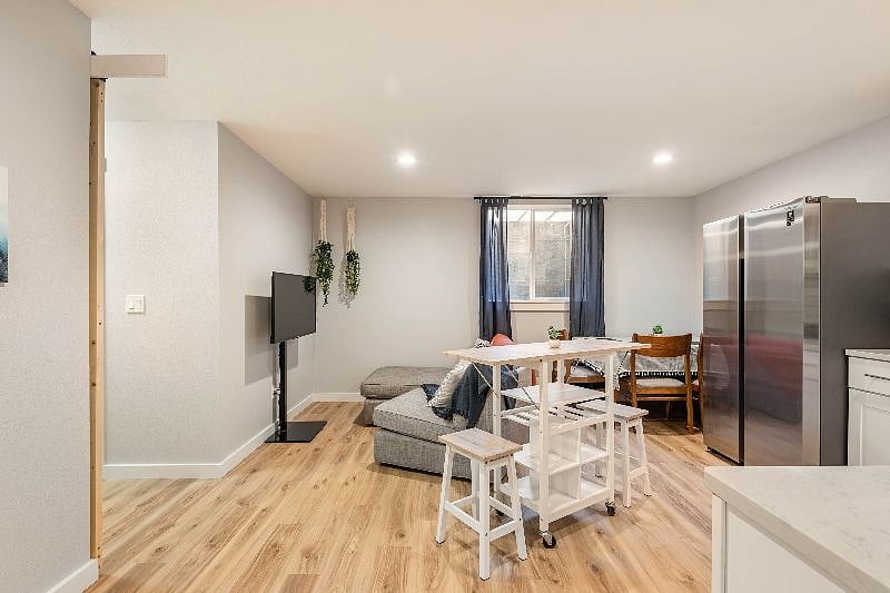 Furnished Finder property 411101_1 photo 4