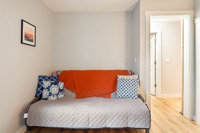 Furnished Finder property 411101_1 photo 12
