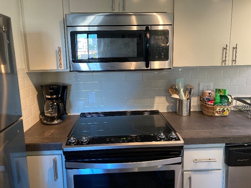 Furnished Finder property 411157_1 photo 4