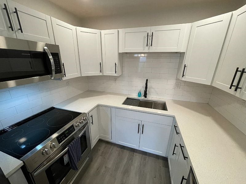 Furnished Finder property 411190_1 photo 8