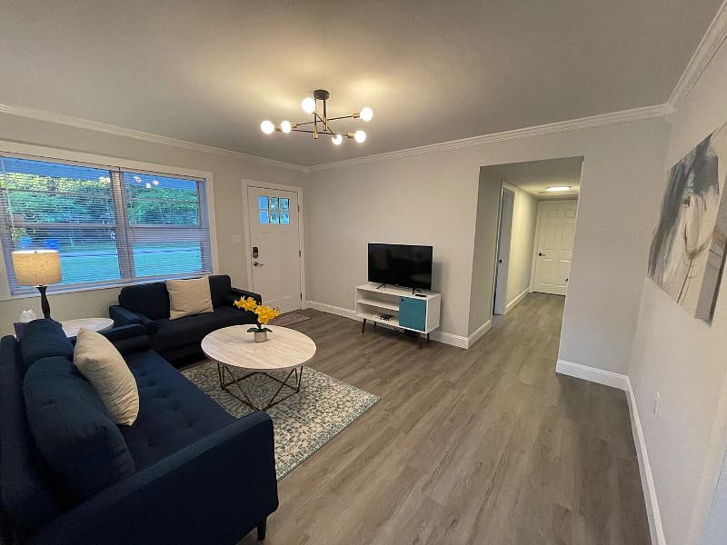 Furnished Finder property 411190_1 photo 13
