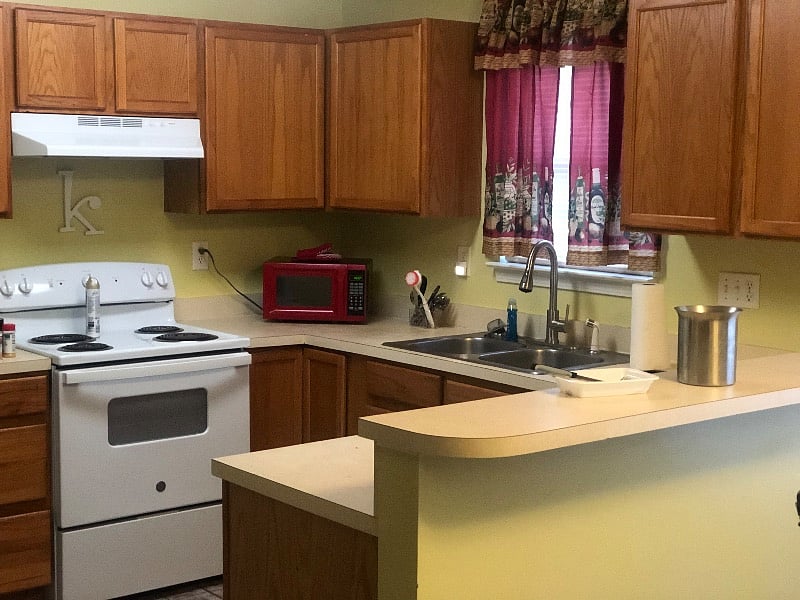 Furnished Finder property 411197_1 photo 8