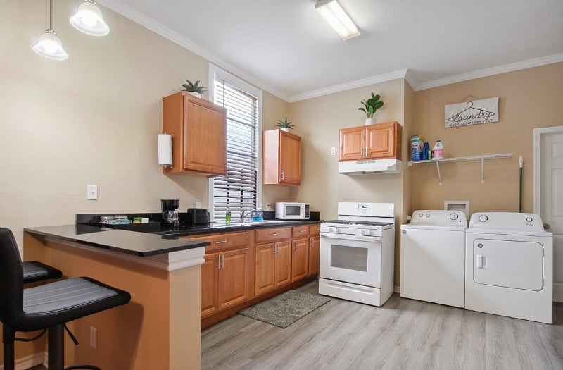 Furnished Finder property 411364_1 photo 6