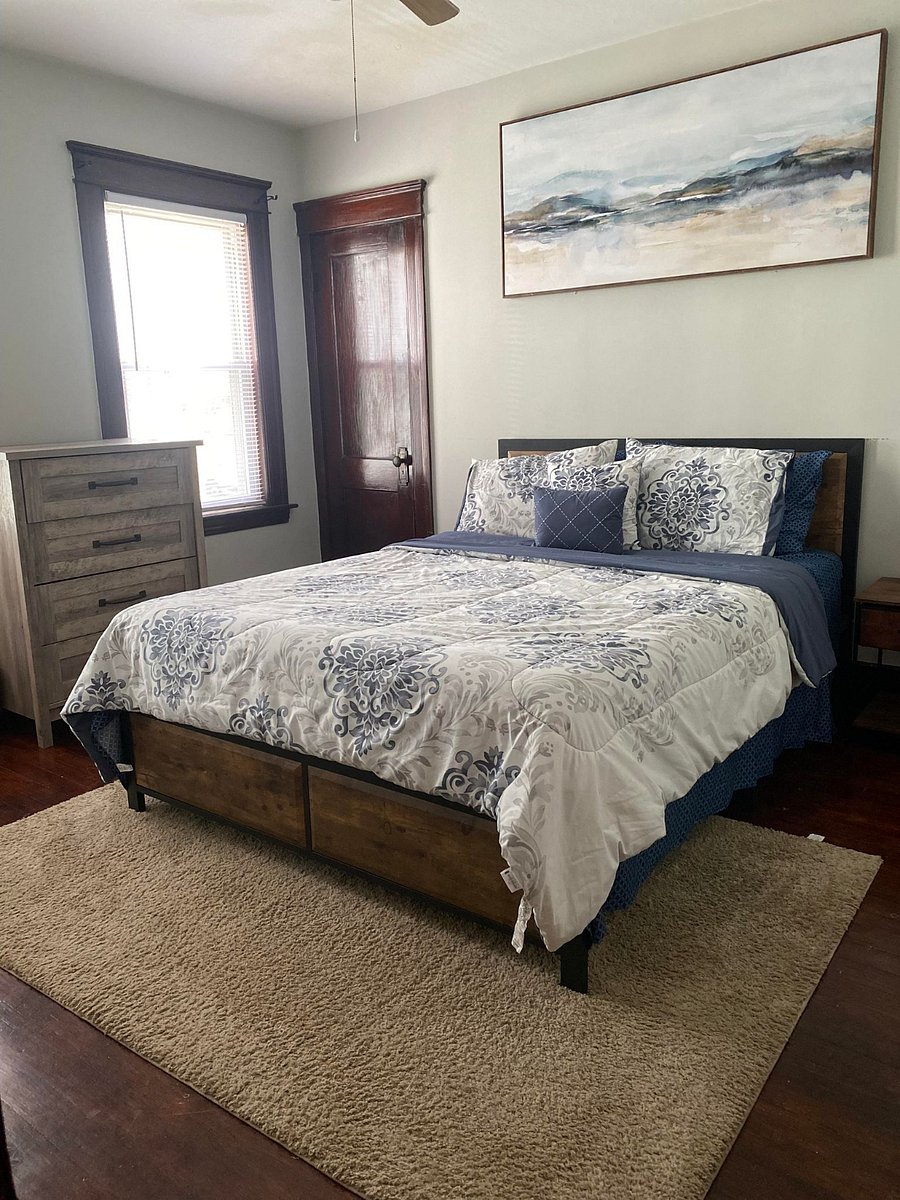 Furnished Finder property 411395_2 photo 2