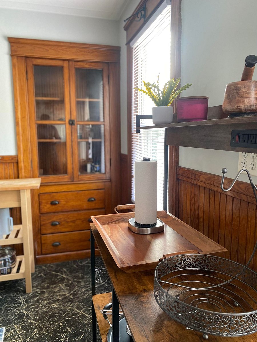 Furnished Finder property 411395_2 photo 8