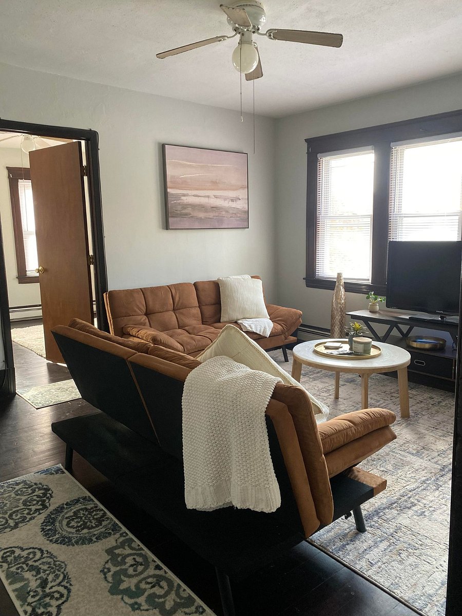 Furnished Finder property 411395_2 photo 9