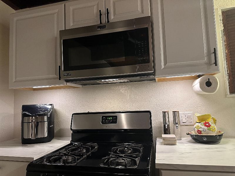 Furnished Finder property 411404_2 photo 5