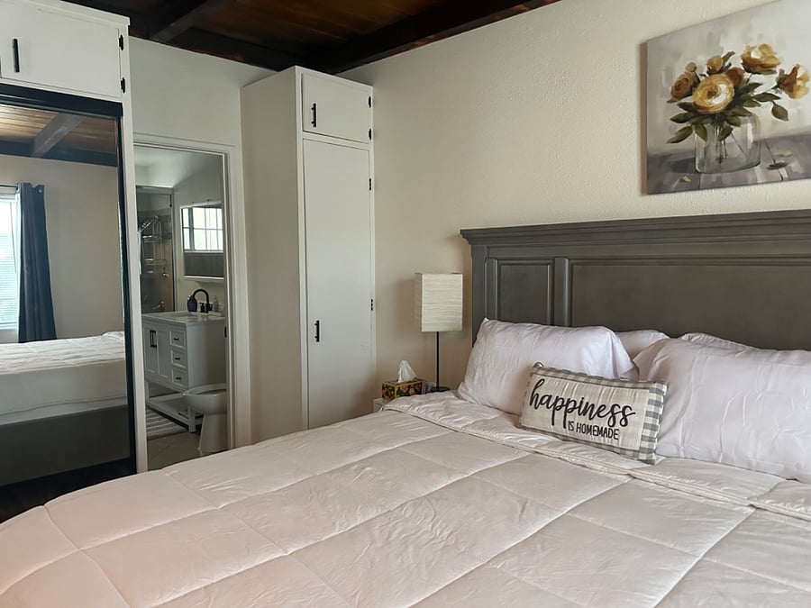 Furnished Finder property 411404_2 photo 8