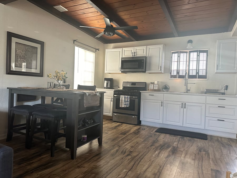 Furnished Finder property 411404_2 photo 12
