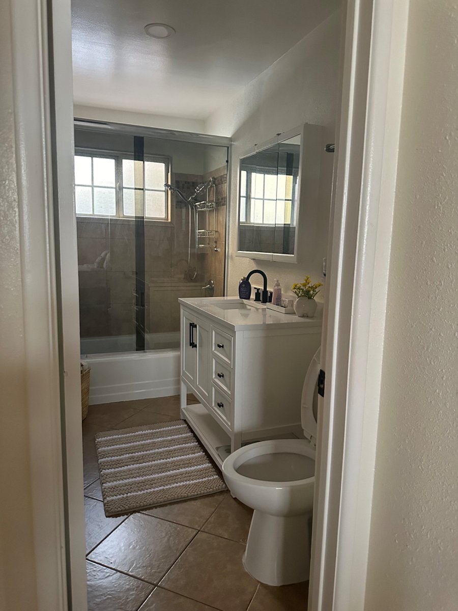 Furnished Finder property 411404_2 photo 9