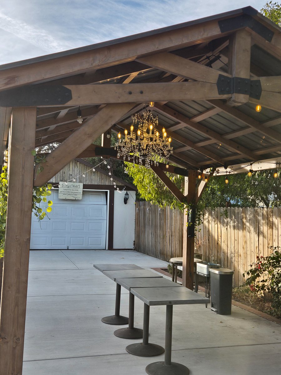 Furnished Finder property 411406_1 photo 16