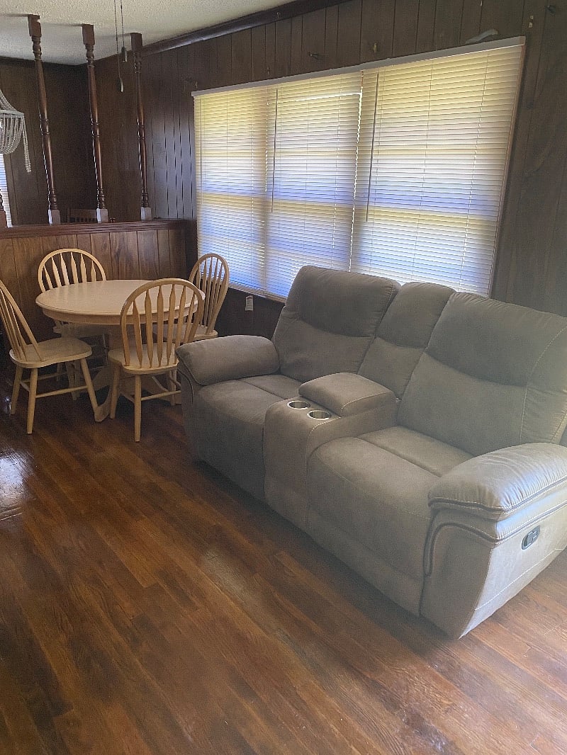Furnished Finder property 411440_1 photo 2