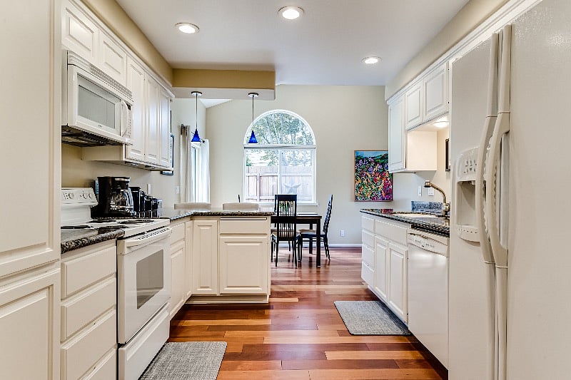 Furnished Finder property 411477_1 photo 17