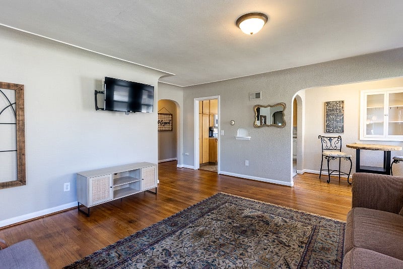 Furnished Finder property 411534_1 photo 16