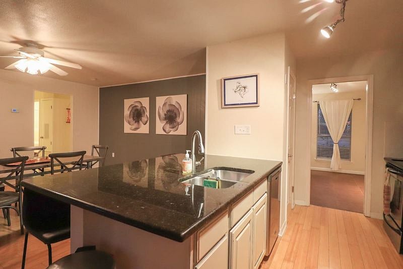 Furnished Finder property 411565_1 photo 10