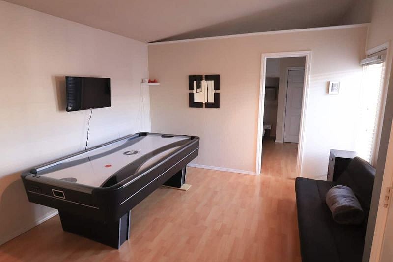 Furnished Finder property 411565_1 photo 13