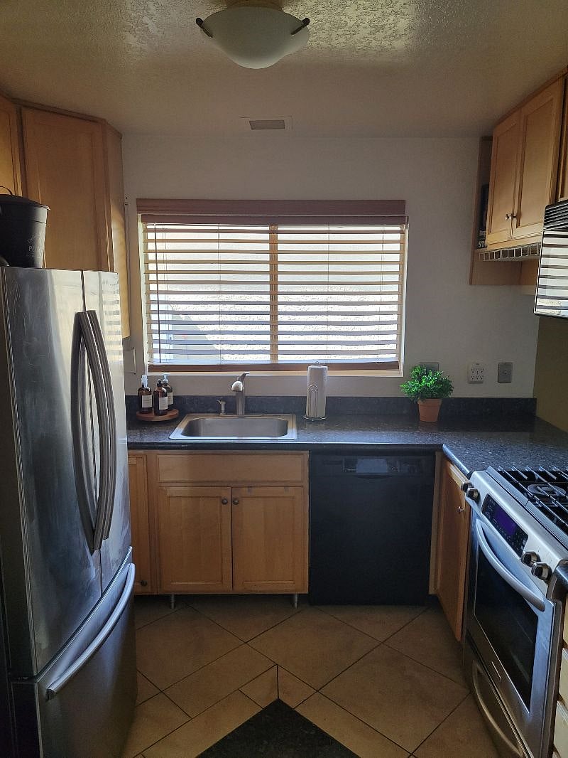 Furnished Finder property 411576_1 photo 6