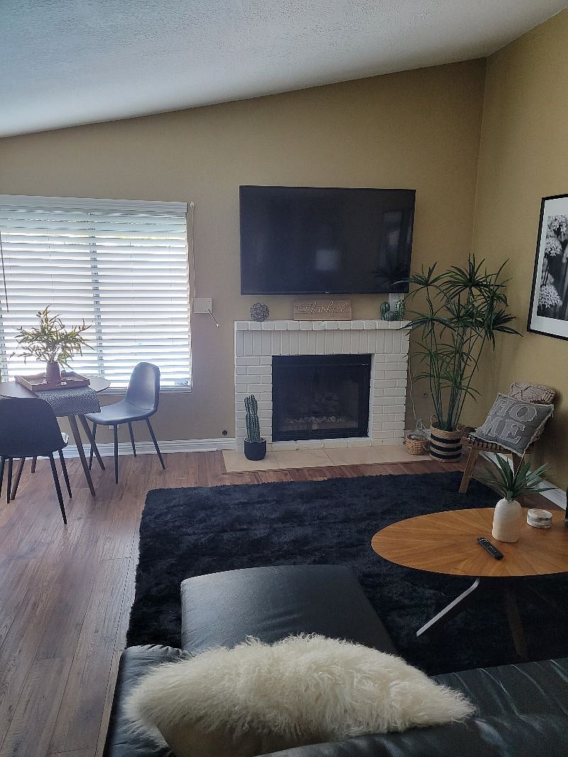 Furnished Finder property 411576_1 photo 3