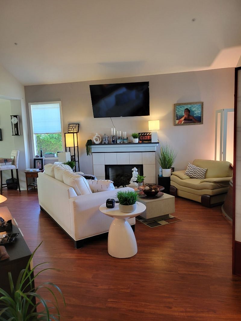 Furnished Finder property 411648_1 photo 3