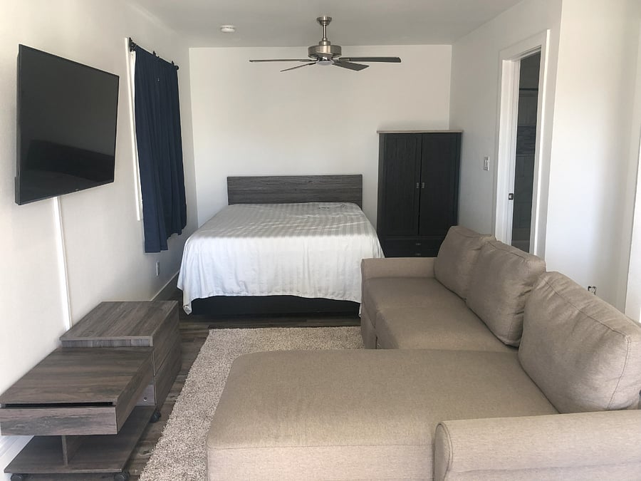 Furnished Finder property 411669_2 photo 7