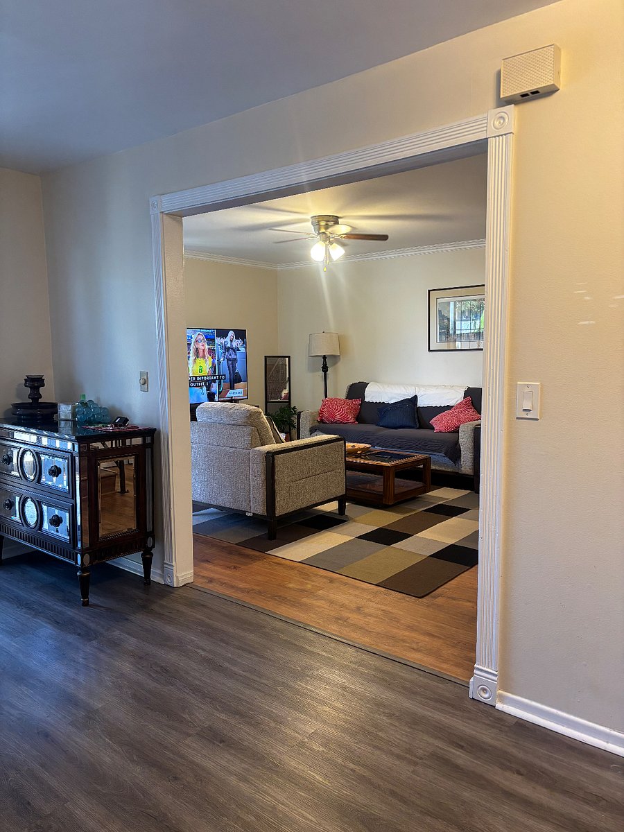 Furnished Finder property 411697_1 photo 22
