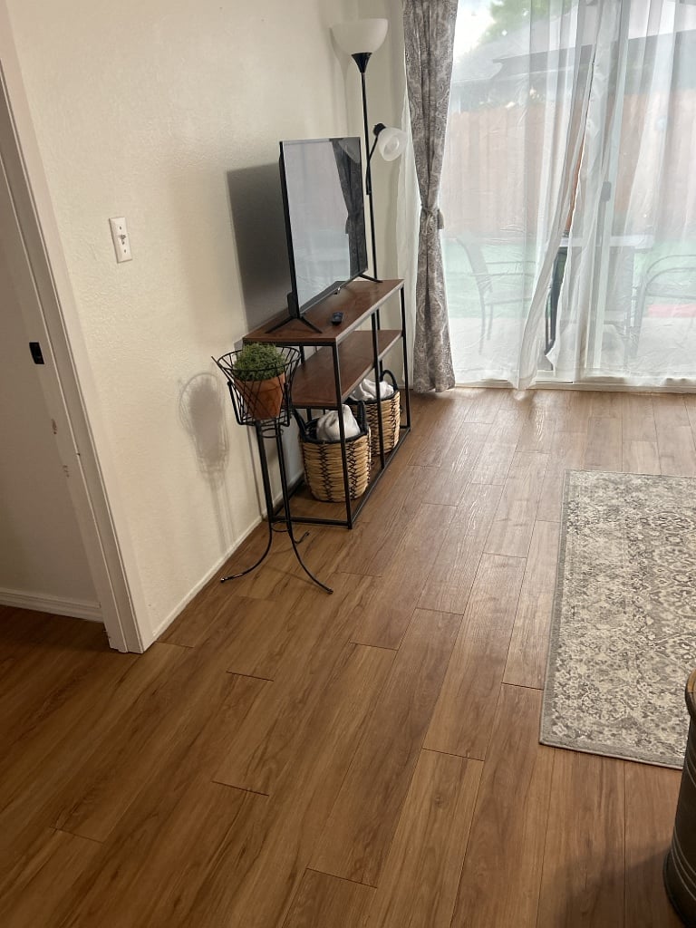 Furnished Finder property 411732_1 photo 57