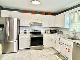 Furnished Finder property 411750_1 photo 17