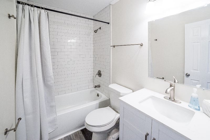 Furnished Finder property 411770_1 photo 11