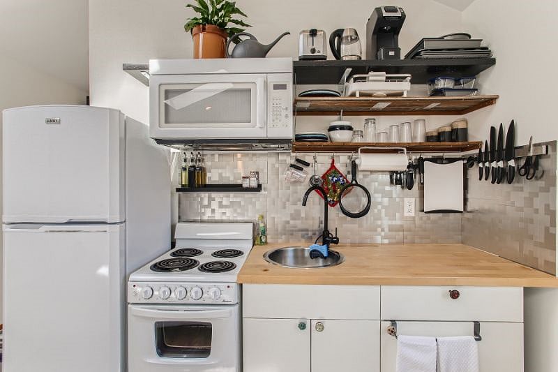 Fully stocked kitchen.