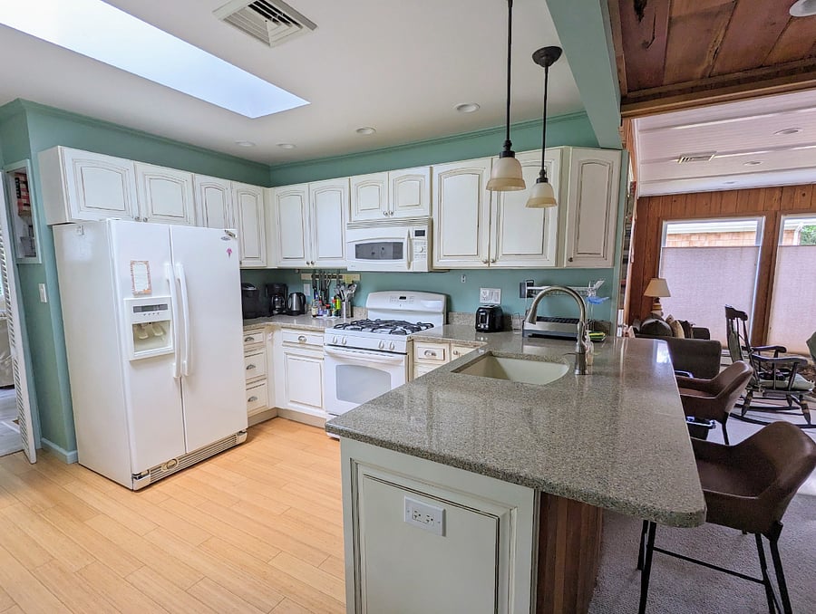 Furnished Finder property 411866_1 photo 13