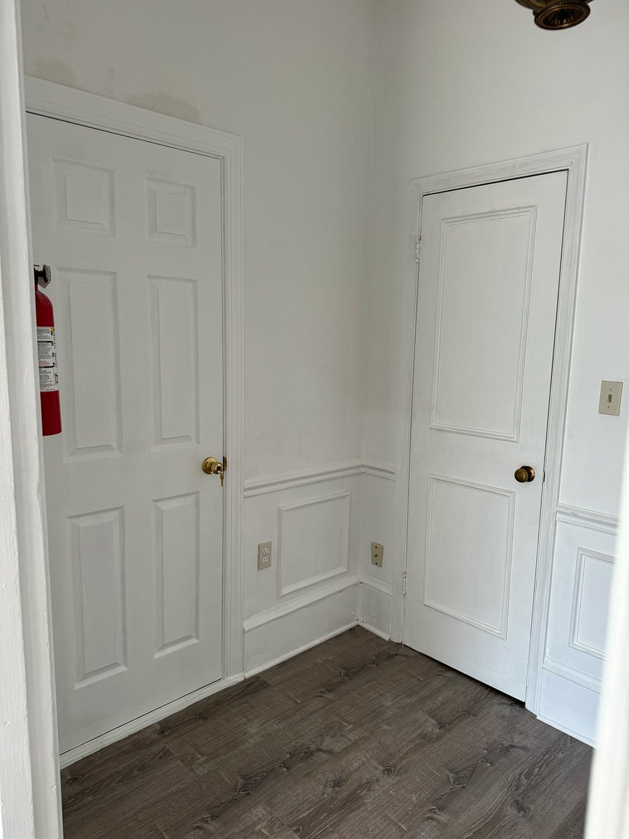 Foyer and closet