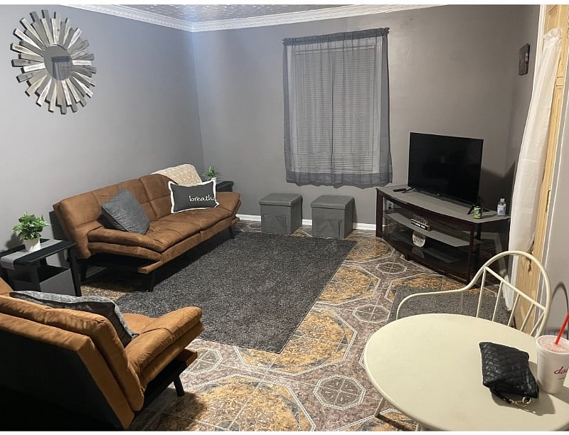 Furnished Finder property 411897_1 photo 7