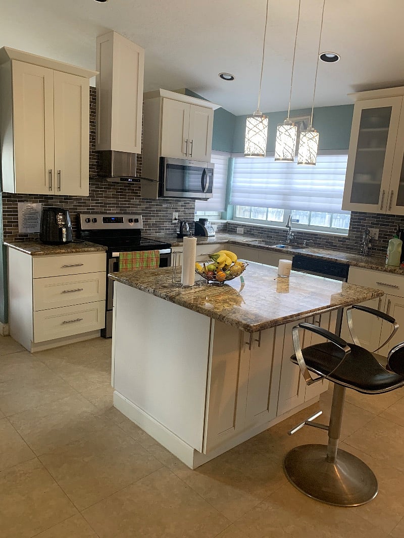 Furnished Finder property 411910_3 photo 5
