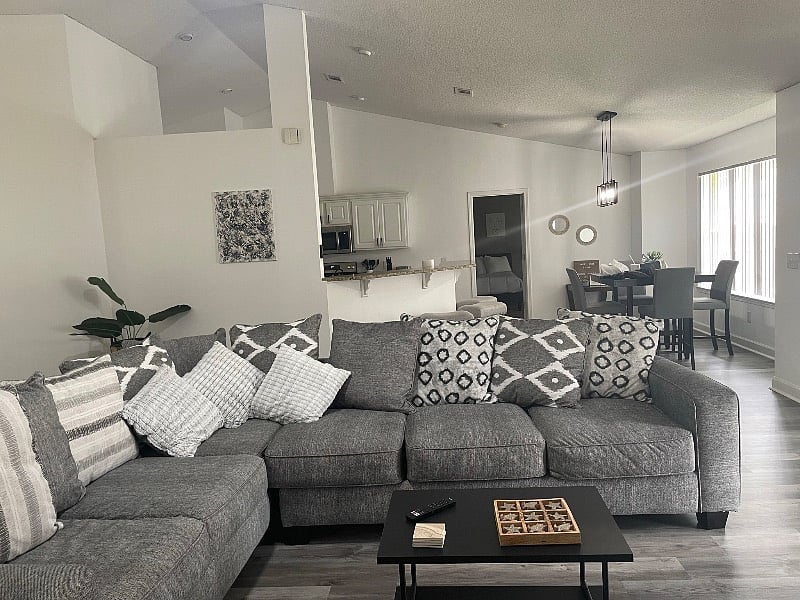 Furnished Finder property 411912_1 photo 4