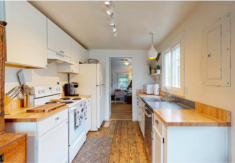 Furnished Finder property 411932_1 photo 11
