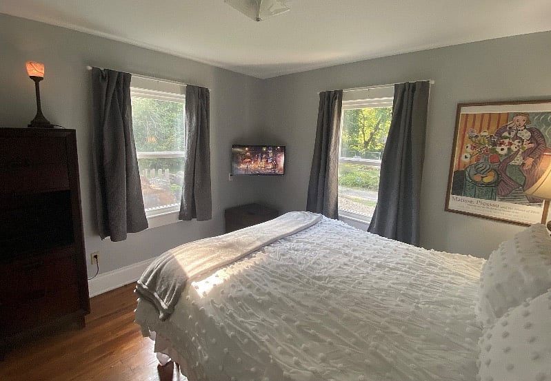 Very comfortable mattress & smart TV. 