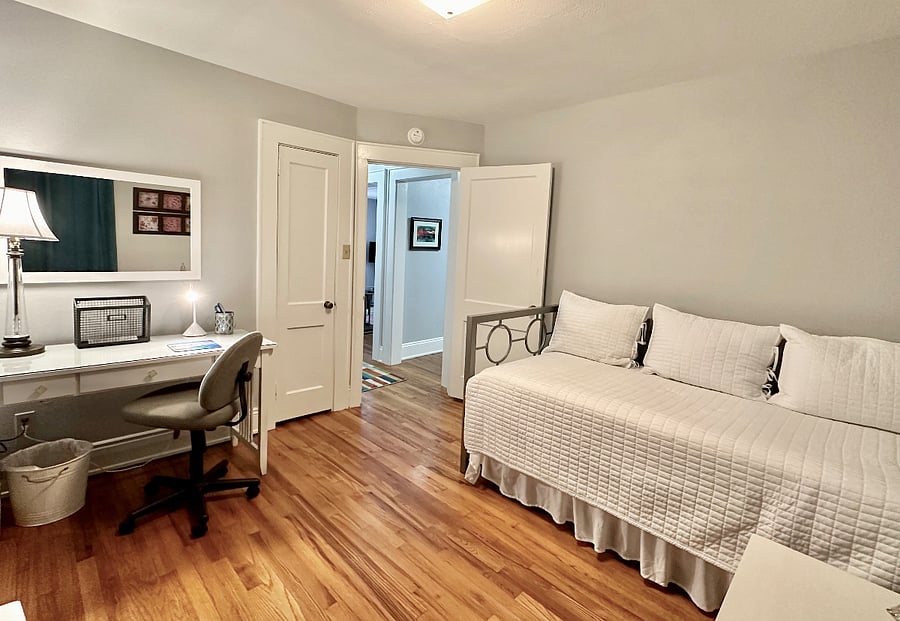 Furnished Finder property 411944_1 photo 9